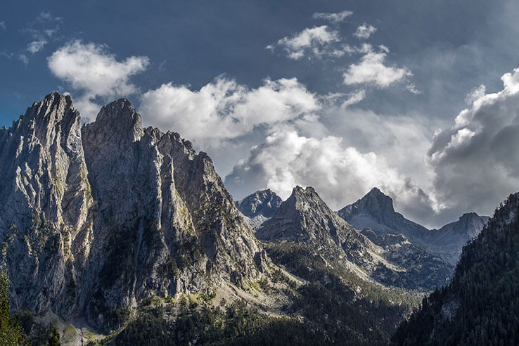 Góry Parku Narodowego Aigüestortes i Estany de Sant Maurici Góry Parku Narodowego Aigüestortes i Estany de Sant Maurici