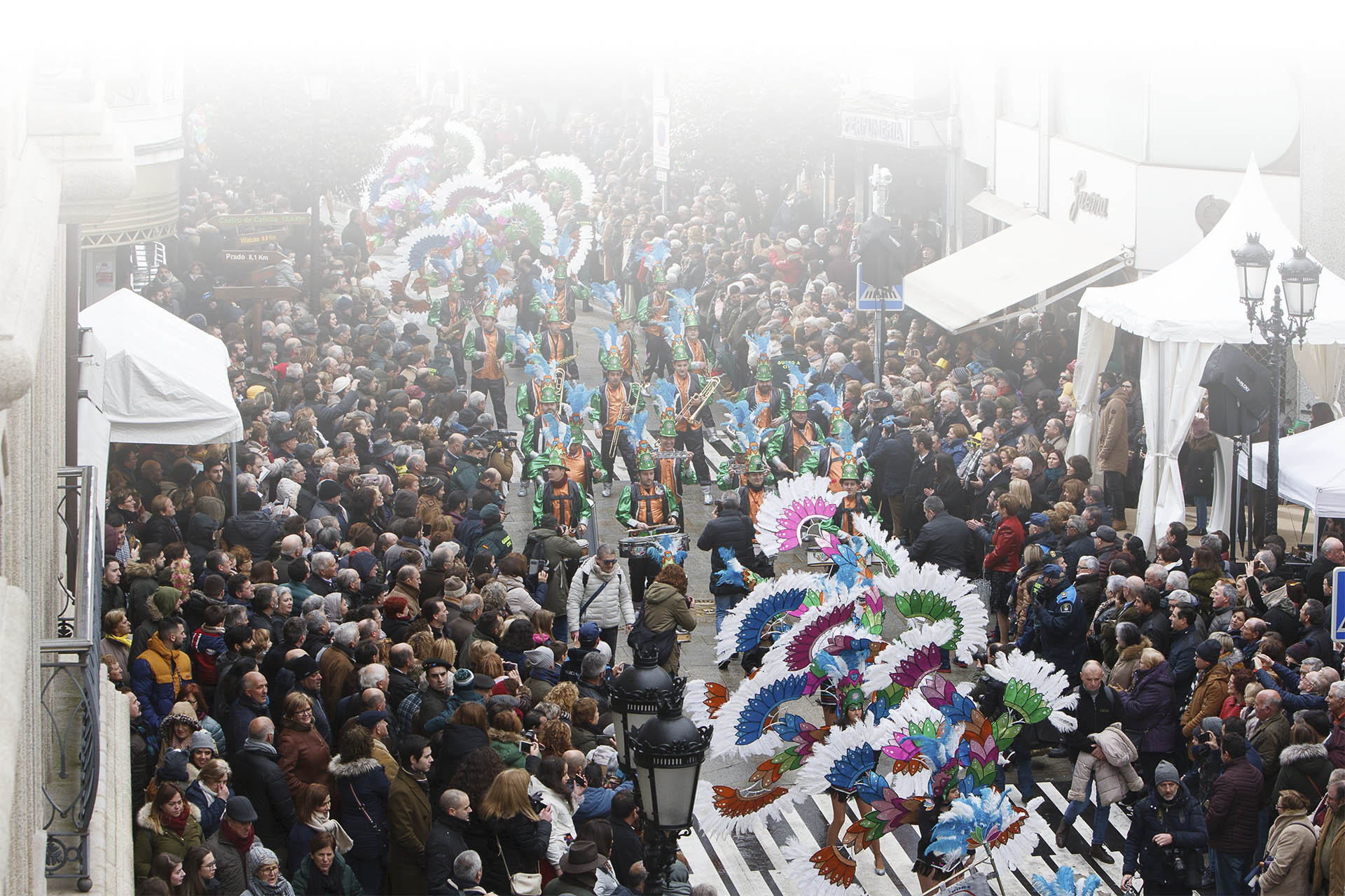 Parade of floats, brass bands and troupes at the Feira do Cocido in Lalín (Pontevedra, Galicia)