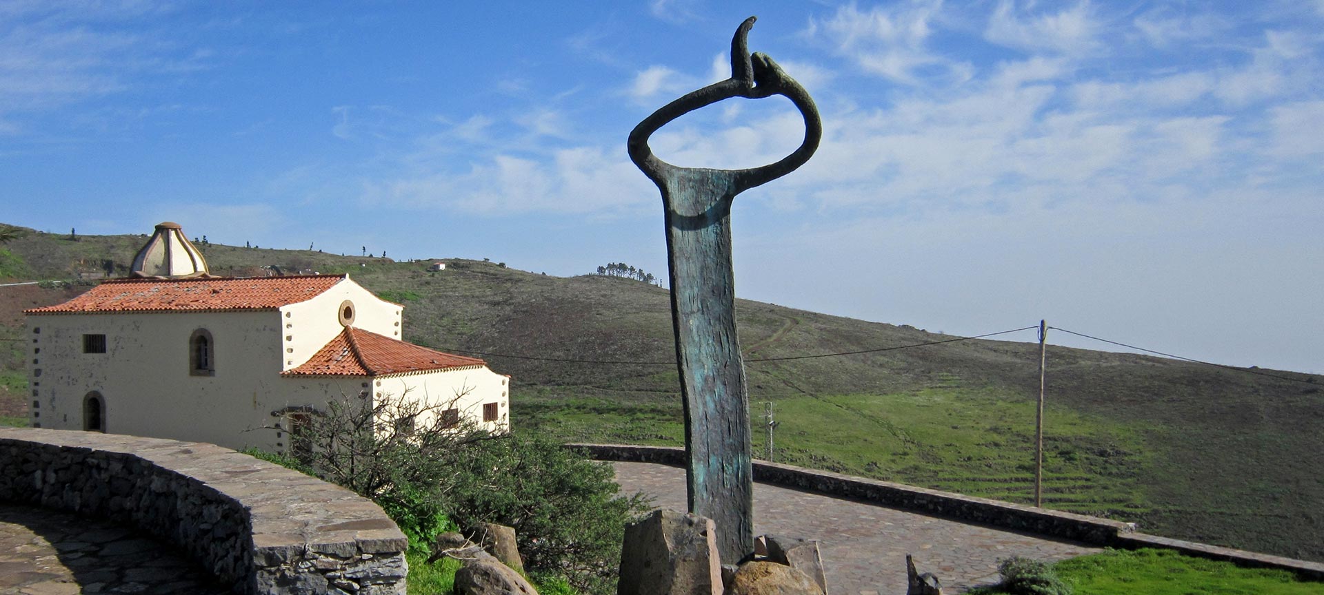 Monumento dedicato al fischio di La Gomera. La Gomera. Canarie