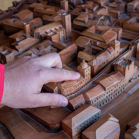 Cáceres model for visually impaired visitors at the Cáceres Visitor Centre