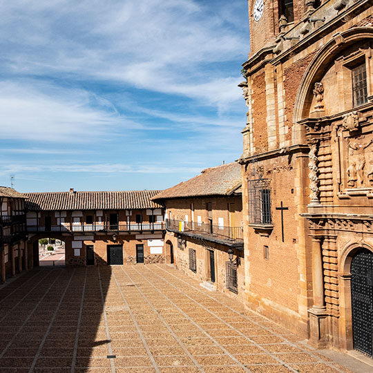 Plaza Mayor a San Carlos del Valle, Castiglia-La Mancia