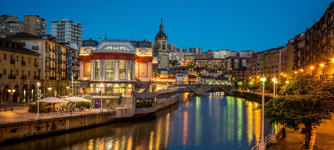 Widoki na Bilbao i rynek Ribera, Kraj Basków Widoki na Bilbao i rynek Ribera, Kraj Basków
