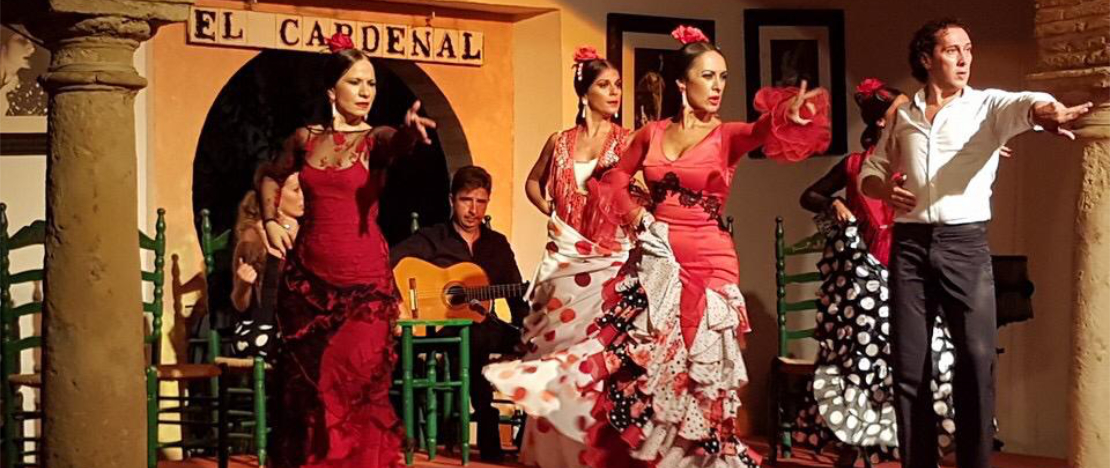 Detalle de actuación flamenca en El Cardenal de Córdoba Detalle de actuación flamenca en El Cardenal de Córdoba