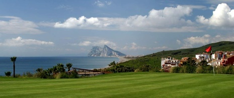 Pole golfowe Alcaidesa Links Golf Course w La Línea de la Concepción (Kadyks) Pole golfowe Alcaidesa Links Golf Course w La Línea de la Concepción (Kadyks)