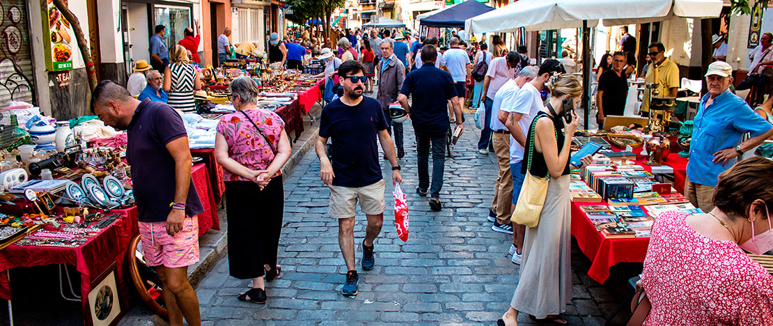 El Jueves Market El Jueves Market
