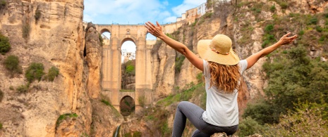 Touriste à Ronda, province de Malaga Touriste à Ronda, province de Malaga