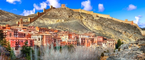 Hermoso paisaje del pueblo de Albarracín en Teruel. Hermoso paisaje del pueblo de Albarracín en Teruel.