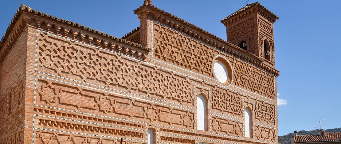 Detalle de fachada. Iglesia de Santa María de Tobed. Zaragoza Detalle de fachada. Iglesia de Santa María de Tobed. Zaragoza
