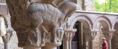 Monasterio de San Juan de la Peña, Jaca, Aragón Monasterio de San Juan de la Peña, Jaca, Aragón