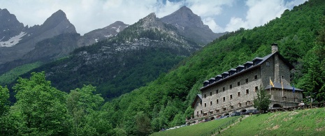 Veduta esterna del Parador de Bielsa Veduta esterna del Parador de Bielsa