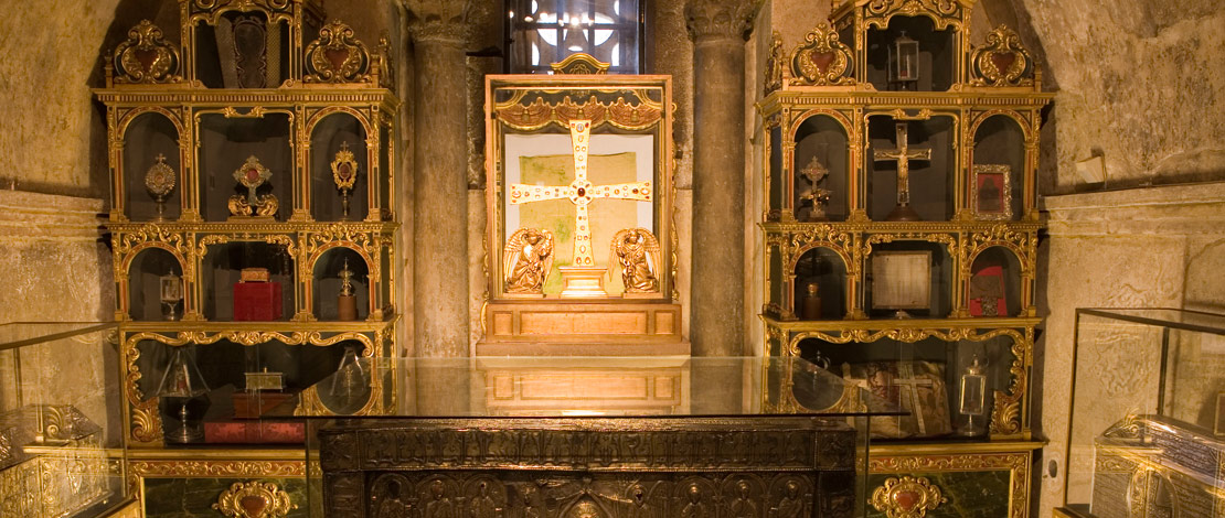 Cámara Santa Chapel in Oviedo Cathedral Cámara Santa Chapel in Oviedo Cathedral