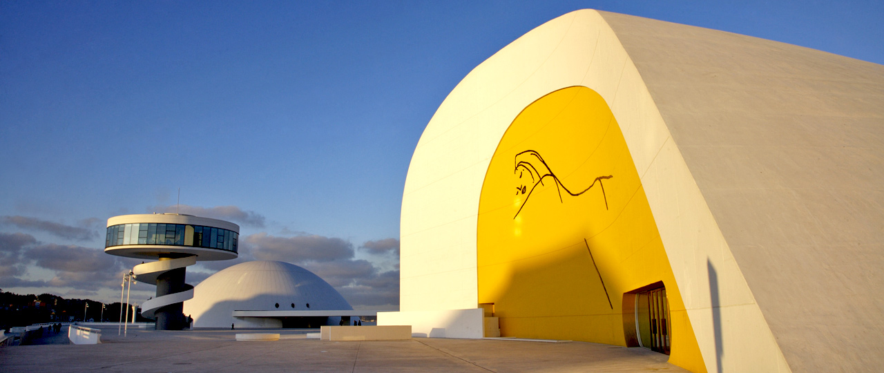 Niemeyer Centre, Avilés, by Oscar Niemeyer