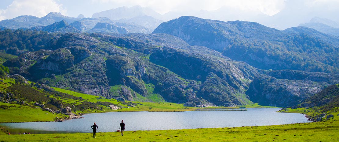 Lago Ercina en Lagos de Covadonga, Asturias Lago Ercina en Lagos de Covadonga, Asturias