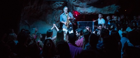 Concerto alla Cova den Xoroi Concerto alla Cova den Xoroi