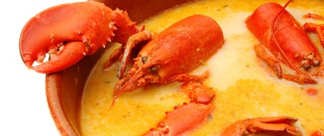 « Caldereta de langosta » (soupe de langouste) « Caldereta de langosta » (soupe de langouste)