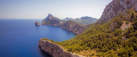 Sierra de Tramontana hasta Formentor Sierra de Tramontana hasta Formentor