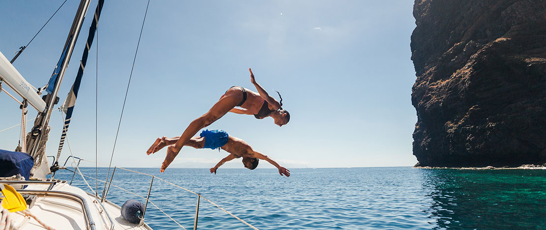 Pareja en velero en Tenerife Pareja en velero en Tenerife