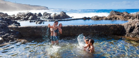 Natural swimming pools in the Canary Islands Natural swimming pools in the Canary Islands