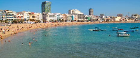 Las Canteras beach, Gran Canaria (Canary Islands) Las Canteras beach, Gran Canaria (Canary Islands)