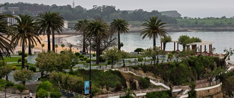 Blick vom Aussichtspunkt Jardines de Piquío, Santander Blick vom Aussichtspunkt Jardines de Piquío, Santander