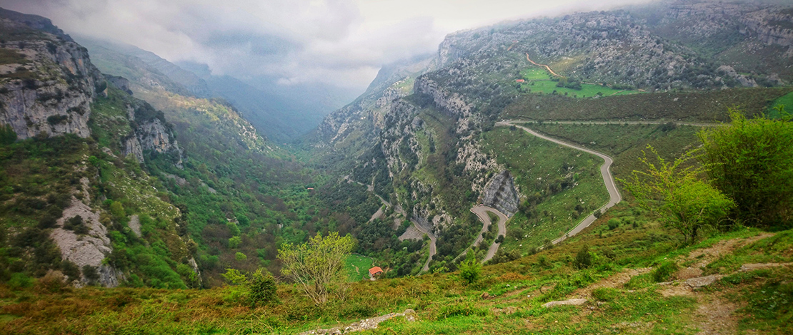 Aussichtspunkt Mirador del Asón im Naturpark Collados del Asón in La Gándara de Soba Aussichtspunkt Mirador del Asón im Naturpark Collados del Asón in La Gándara de Soba