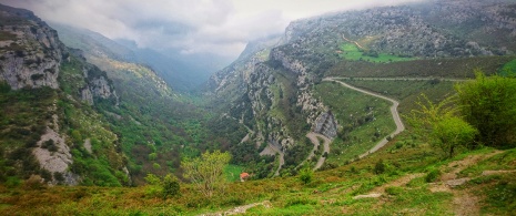 Aussichtspunkt Mirador del Asón im Naturpark Collados del Asón in La Gándara de Soba Aussichtspunkt Mirador del Asón im Naturpark Collados del Asón in La Gándara de Soba