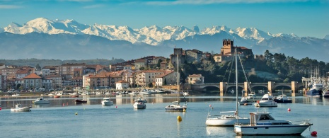 San Vicente de la Barquera, Cantabria San Vicente de la Barquera, Cantabria