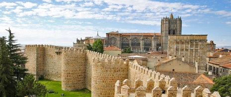 Muraille et cathédrale d'Ávila Muraille et cathédrale d'Ávila