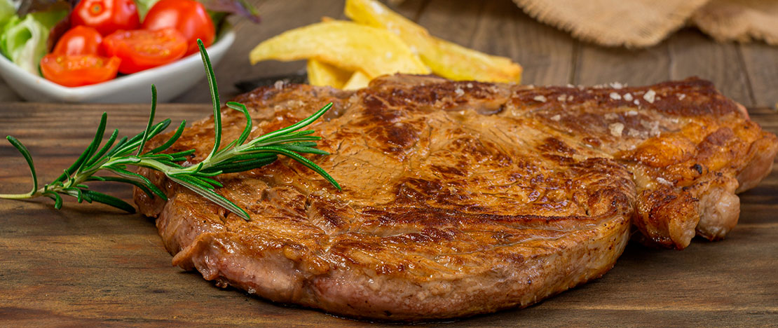 アビラの名物料理、仔牛のステーキ