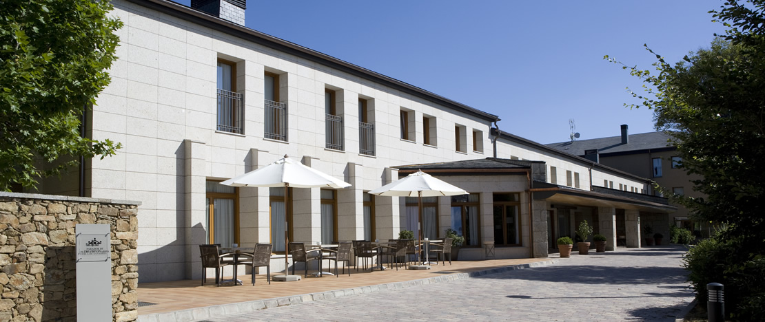 Parador de Puebla de Sanabria の外観 Parador de Puebla de Sanabria の外観