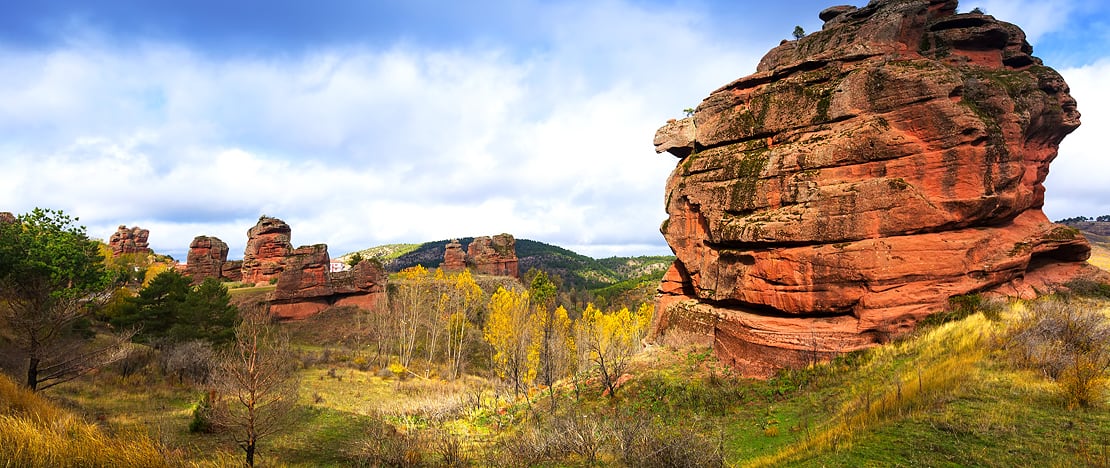 Las Piedras Rojas en el Parque Natural del Alto Tajo en Guadalajara, Castilla-La Mancha Las Piedras Rojas en el Parque Natural del Alto Tajo en Guadalajara, Castilla-La Mancha