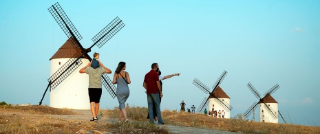 Windmills at Mota de Cuervo, Cuenca Windmills at Mota de Cuervo, Cuenca