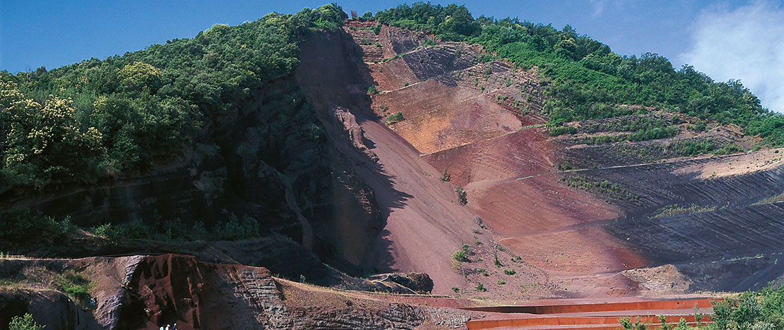 クロスカット火山 クロスカット火山