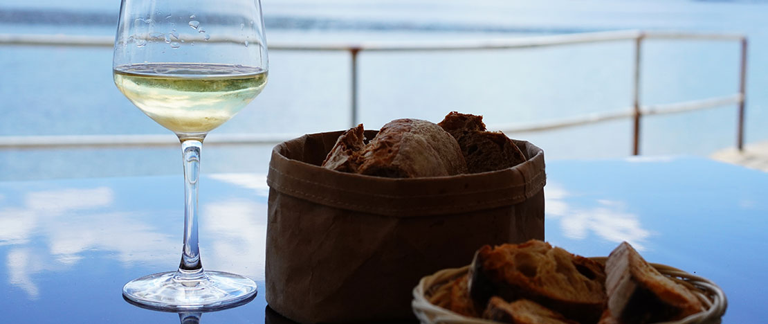 Glass of Albariño wine, Galicia Glass of Albariño wine, Galicia