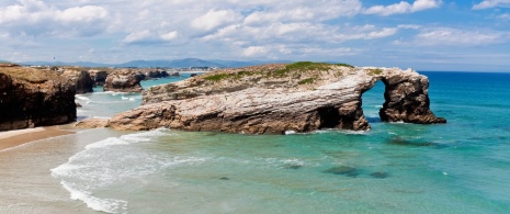 View of the beach of Las Catedrales de Ribadeo in Lugo, Galicia. View of the beach of Las Catedrales de Ribadeo in Lugo, Galicia.