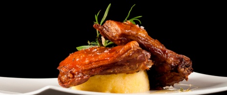 Roast ternasco with potatoes Roast ternasco with potatoes