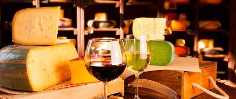 Vino e formaggio di Mahón Vino e formaggio di Mahón