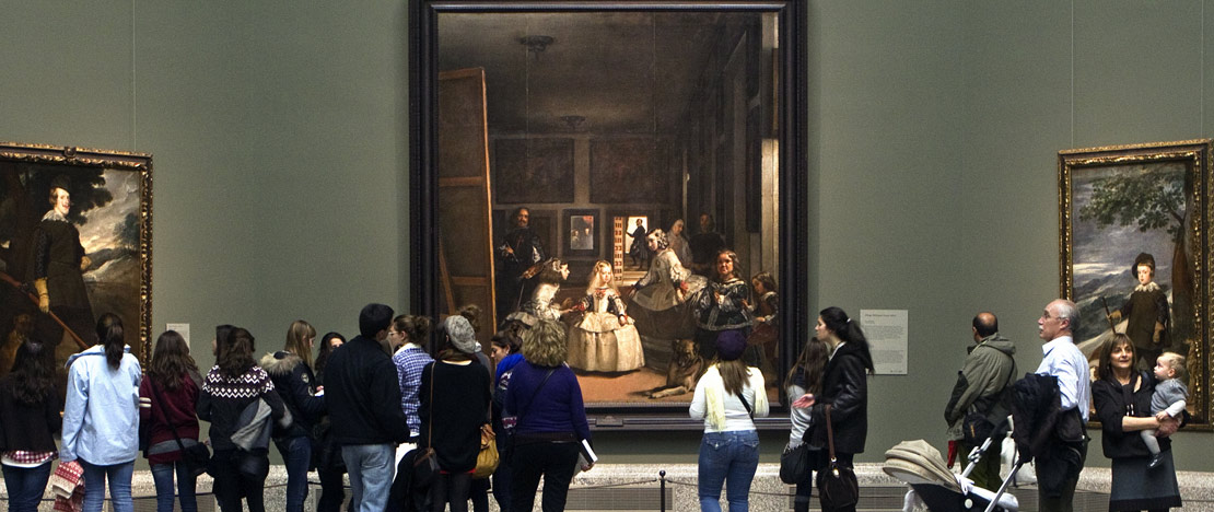 Velázquez room with Las Meninas (The Ladies-In-Waiting) at the back Velázquez room with Las Meninas (The Ladies-In-Waiting) at the back