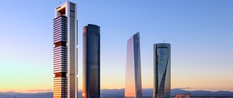 Die vier Wolkenkratzer von Madrid Die vier Wolkenkratzer von Madrid