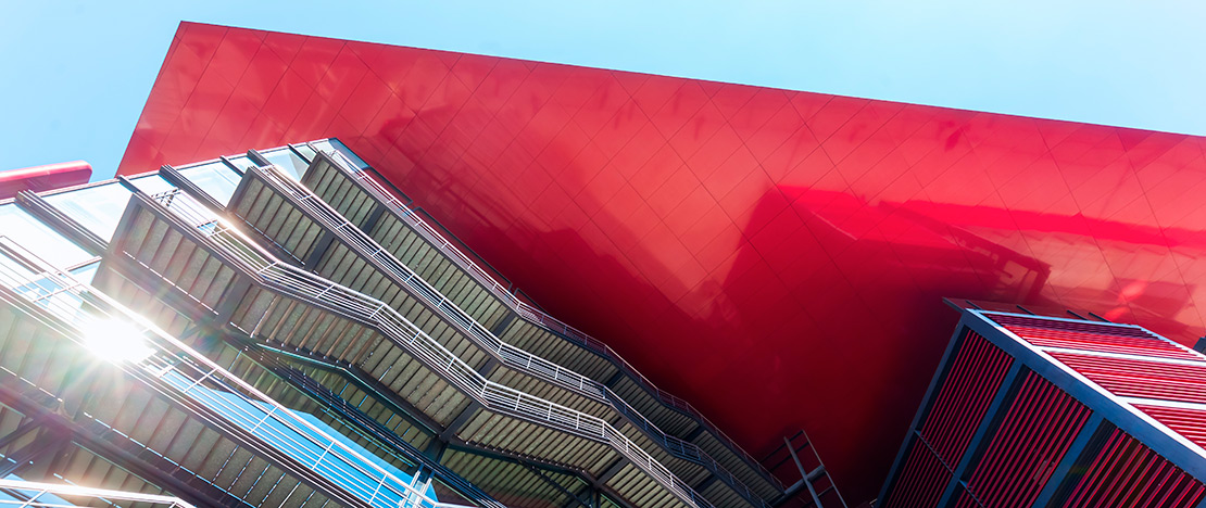 Vorhalle des Auditoriums im Reina Sofia-Museum von Jean Nouvel Vorhalle des Auditoriums im Reina Sofia-Museum von Jean Nouvel