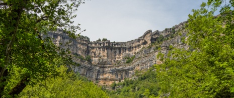 Widok na Balkon Pilatosa w Sierra de Urbasa w Nawarze Widok na Balkon Pilatosa w Sierra de Urbasa w Nawarze