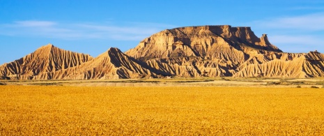 Vues de Sanchicorrota, dans le parc naturel des Bardenas Reales, en Navarre Vues de Sanchicorrota, dans le parc naturel des Bardenas Reales, en Navarre
