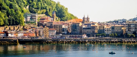 View of the old town of San Sebastián, Basque Country View of the old town of San Sebastián, Basque Country