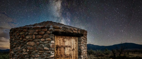View of hut in a vineyard with the Milky Way and starry sky in La Rioja View of hut in a vineyard with the Milky Way and starry sky in La Rioja