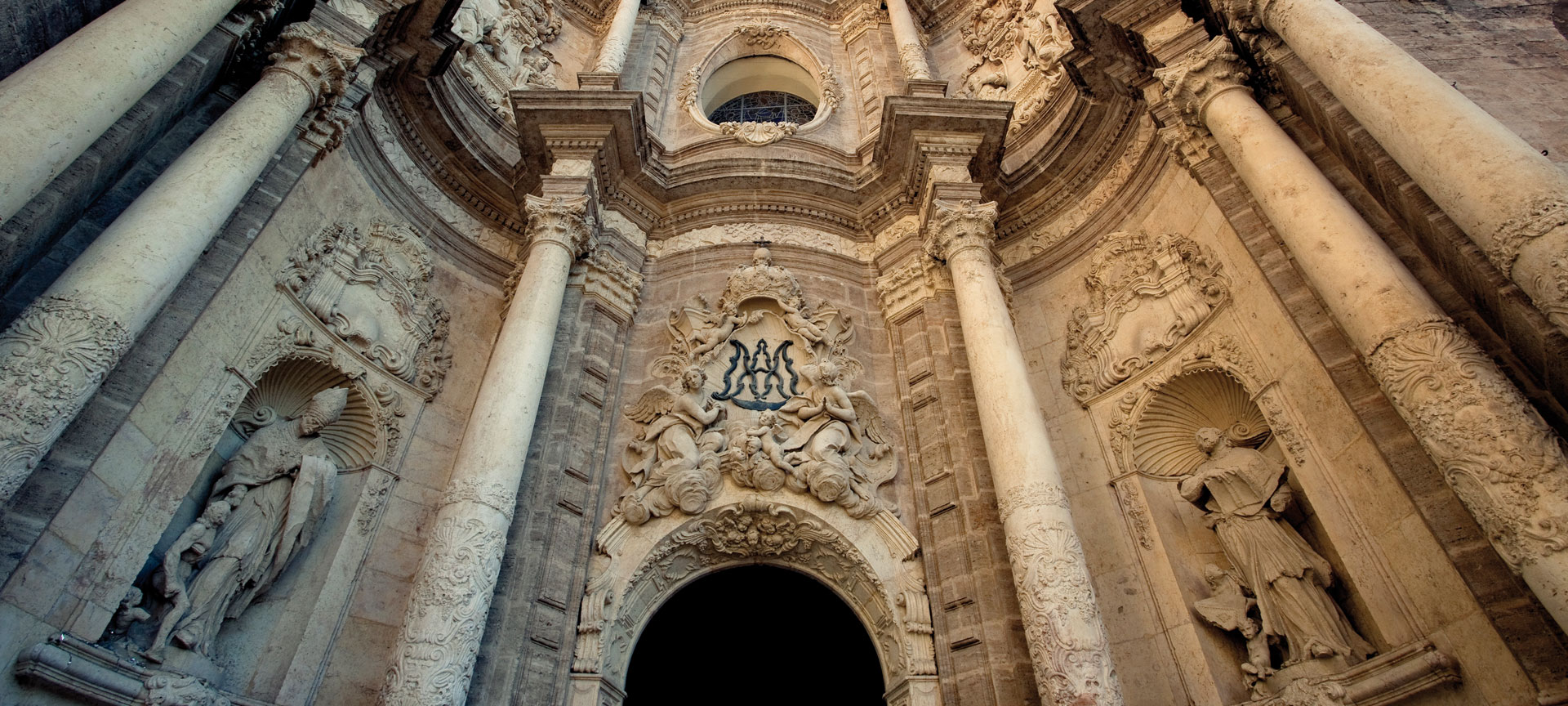 Particolare della facciata della Cattedrale di Valencia