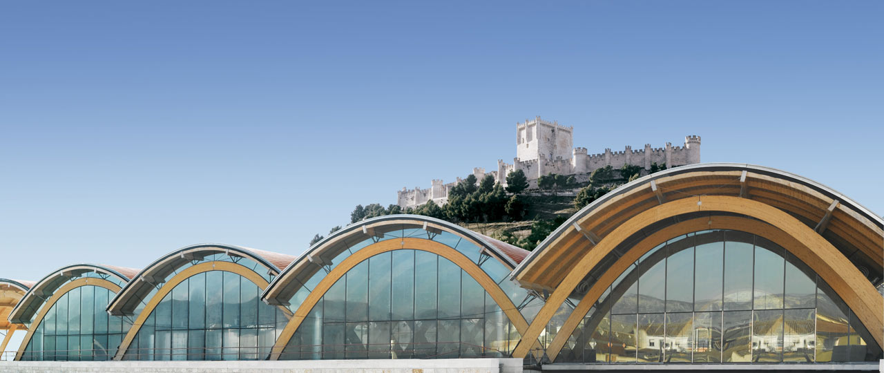 Bodegas Protos, by Richard Rogers. Peñafiel, Castile and León Bodegas Protos, by Richard Rogers. Peñafiel, Castile and León