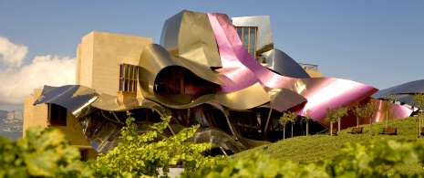Bodegas Marqués de Riscal, by Frank Gehry. Elciego, Basque Country Bodegas Marqués de Riscal, by Frank Gehry. Elciego, Basque Country