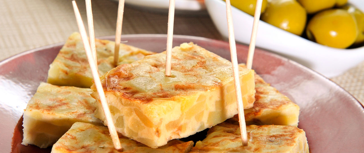 Pinchos de tortilla española Pinchos de tortilla española